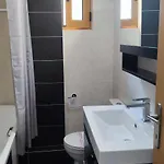 Park Apartment *