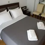 Park Apartment *